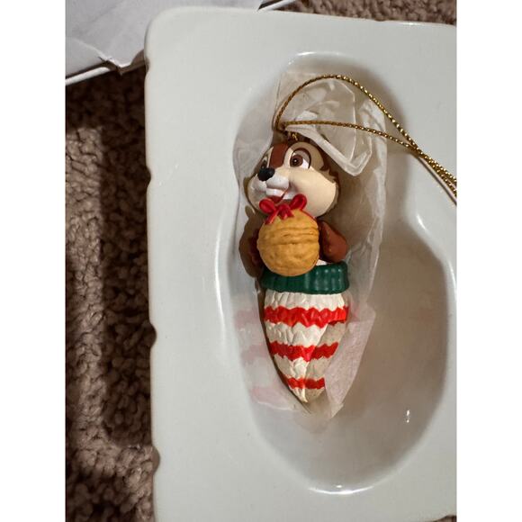 Vintage Disney Grolier Chip Holiday 26231 108 Ornament w/Box - Picture 2 of 2